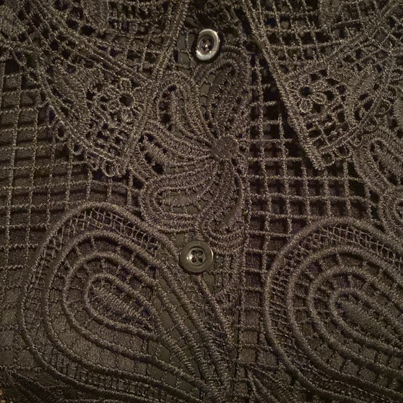 Top - Picture 5 of 6